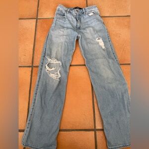 Hollister Ultra High Rise Dad Jeans Size 0R